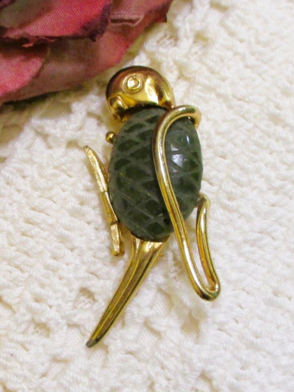 Vintage SWOBODA Jade Parrot Brooch: Gold-Plated Green Nephrite Jade Figural